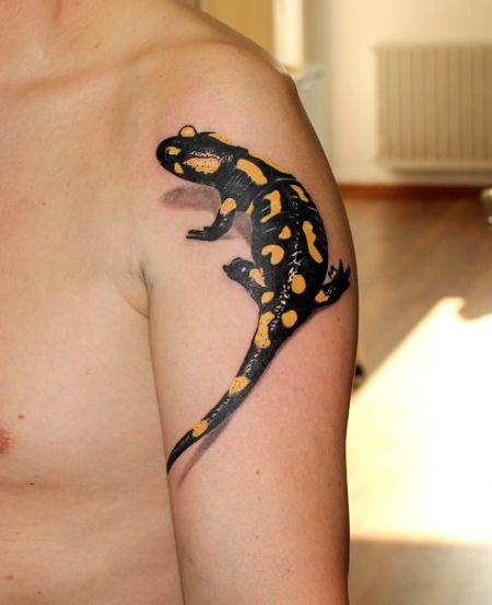 Quelle est la signification du tatouage de salamandre