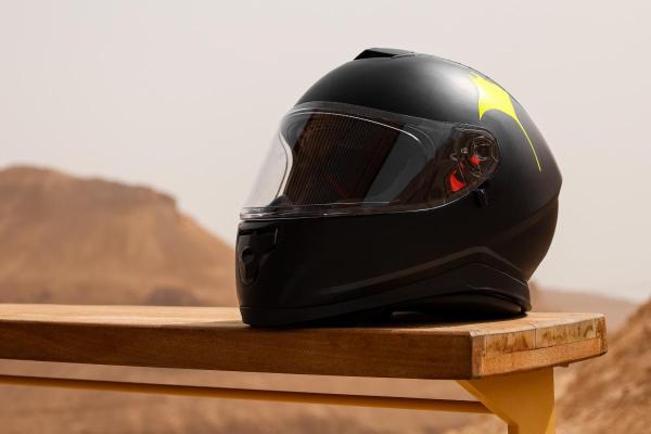 Nettoyer un casque de moto - Intérieur et extérieur - Comment nettoyer un casque de moto mat ?