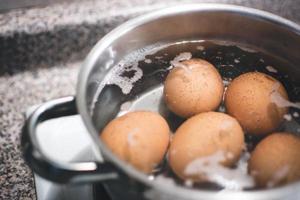 Combien de temps se conserve un oeuf dur au frigo - Combien de temps se conserve un oeuf dur au frigo ?
