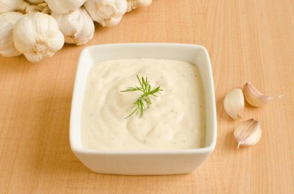 Comment faire une sauce à l'ail