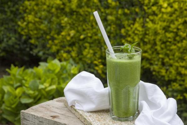 14 remèdes de grand-mère contre la constipation - Jus de fenouil