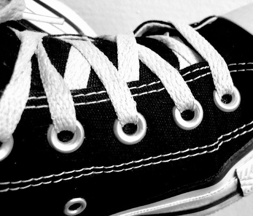 Comment lacer des baskets Converse 11 etapes