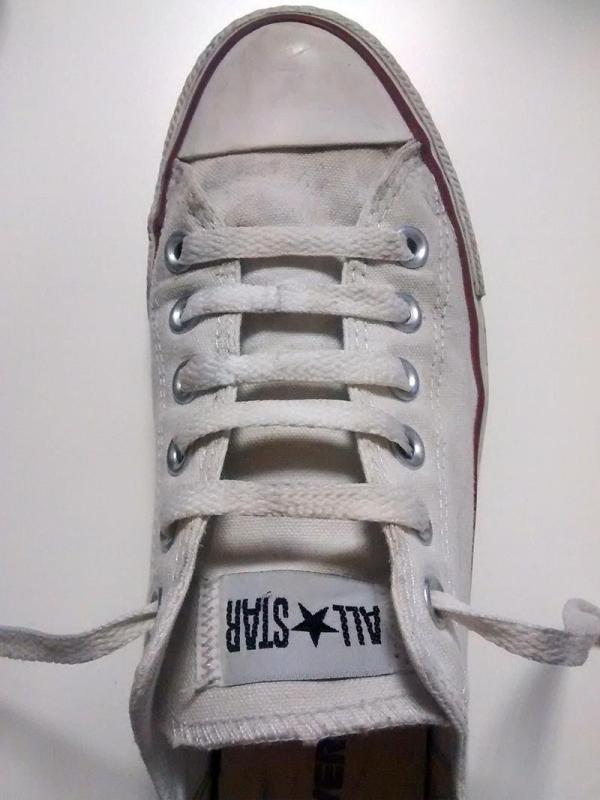 Comment lacer des baskets Converse 11 etapes