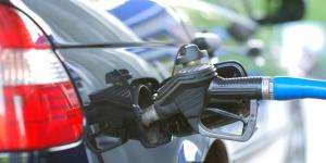 Comment faire disparaître l'odeur à essence de sa voiture
