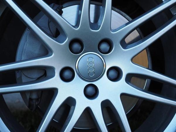 Produits maison pour nettoyer la voiture - Nettoyant pour les jantes