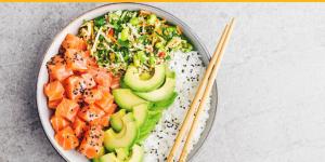 Poke bowl saumon et avocat