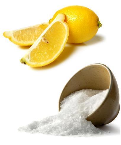 Comment enlever les taches de café - Spécial vêtements - Comment enlever une tache de café sur un vêtement blanc
