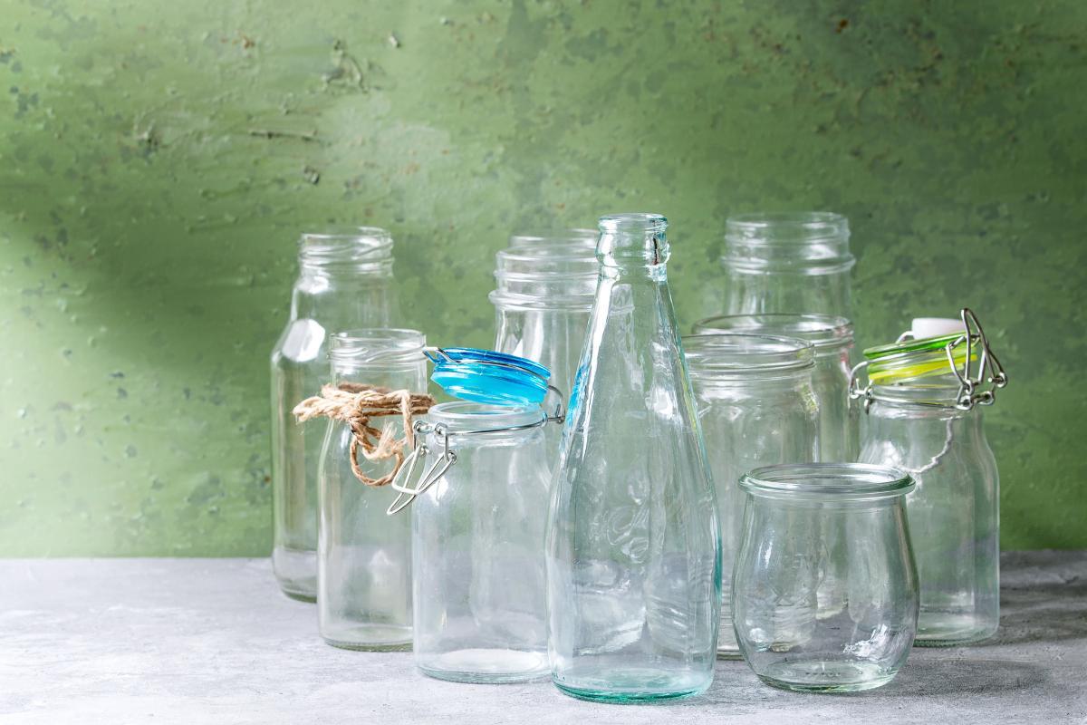 Comment nettoyer une bouteille en verre