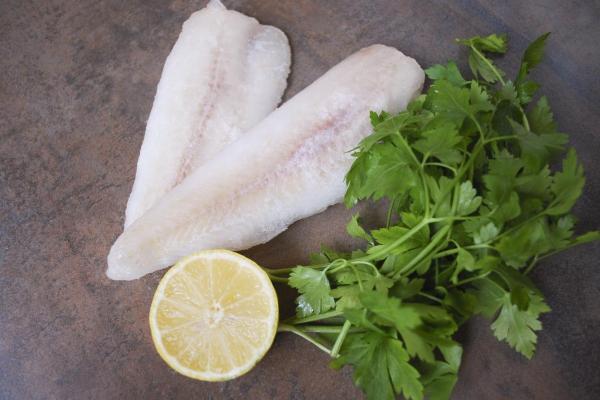 Comment éviter que le poisson ne colle à la plancha - Comment faire cuire du poisson à la plancha sans qu'il ne colle