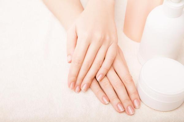 Comment faire de la crème pour les cuticules