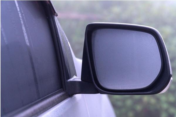 Pourquoi j'ai de la buée dans ma voiture ?