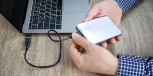 Mon disque dur externe ne fonctionne plus : pourquoi et comment y remédier ?
