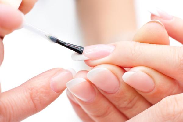 A quoi sert le primer ongle ? - Tout sur la base coat