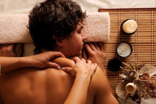 Comment faire un massage sensuel à mon homme