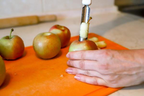 Cuire une pomme au micro-ondes - Étape 2