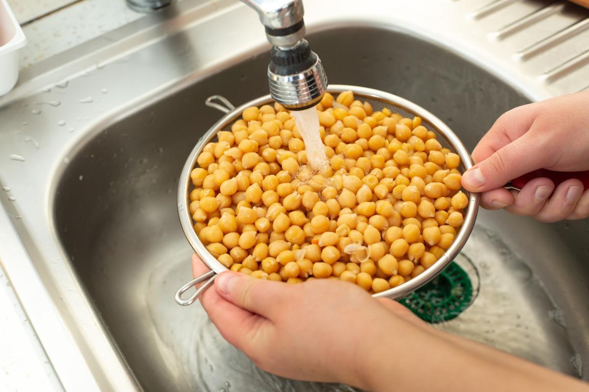 Faut-il rincer les pois chiche en bocaux ?