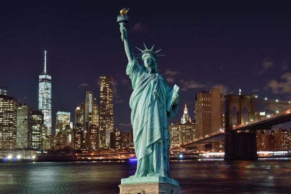 Statue de la liberté : taille, construction et couleur - Une statue de 93 mètres de hauteur