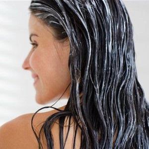 Comment faire un masque maison pour cheveux gras