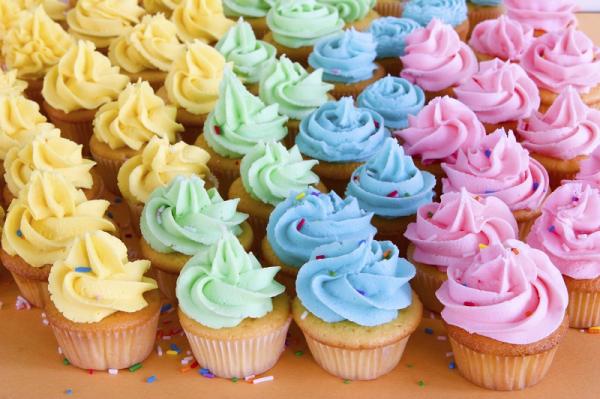 Comment conserver des cupcakes avec glaçage - Étape 1