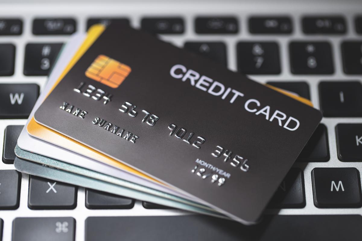 Carte revolving : définition, fonctionnement et différences