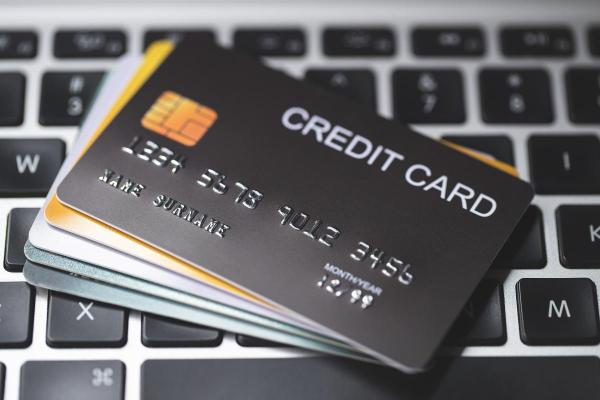 Carte revolving : définition, fonctionnement et différences