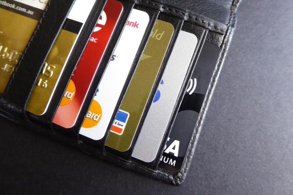 Carte revolving : définition, fonctionnement et différences - Définition de cartes revolving