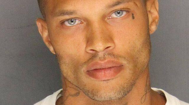 Quelle est la SIGNIFICATION du TATOUAGE de LARME SOUS L’ŒIL - ORIGINE