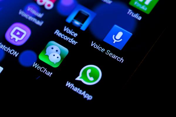 Comment cacher l'heure de ma dernière connexion à WhatsApp (iPhone) - Étape 2