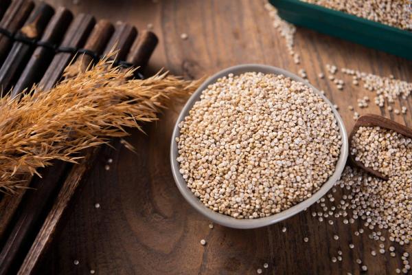 Est-ce que le quinoa contient du gluten ? - Les personnes souffrant de la maladie cœliaque peuvent-elles manger du quinoa ?