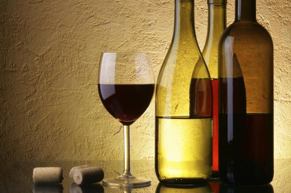 Acné - les aliments à bannir - L'alcool