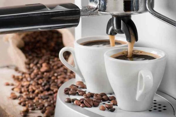 Acné - les aliments à bannir - la caféiine