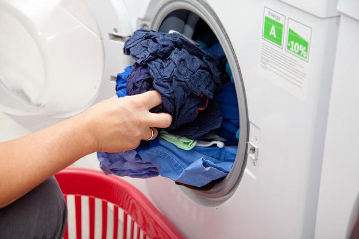 8 ASTUCES pour avoir du LINGE QUI SENT BON Remèdes efficaces