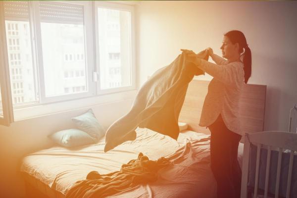 Comment tuer un moustique dans sa chambre la nuit - Comment empêcher les moustiques de se cacher dans ma chambre ?