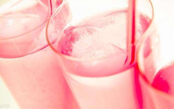 Comment faire de la limonade rose maison