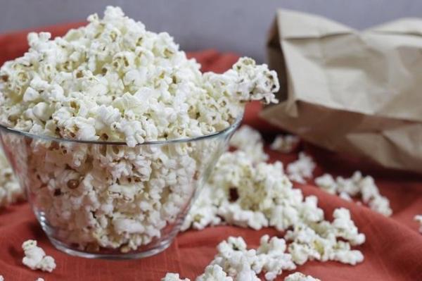 Combien de calories contient le popcorn - Popcorn à la poêle ou fait maison