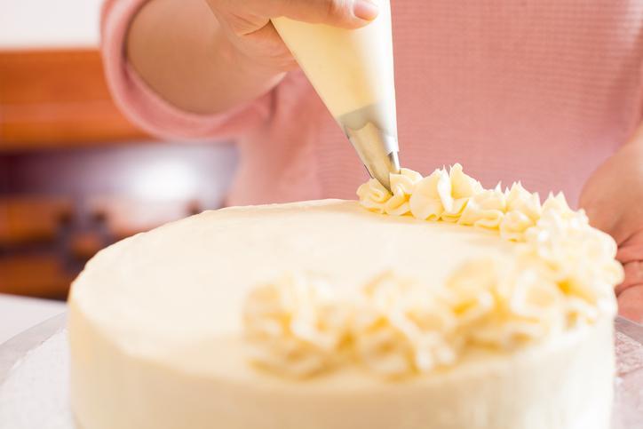 Comment faire un glaçage au fromage à la crème - Recette FACILE
