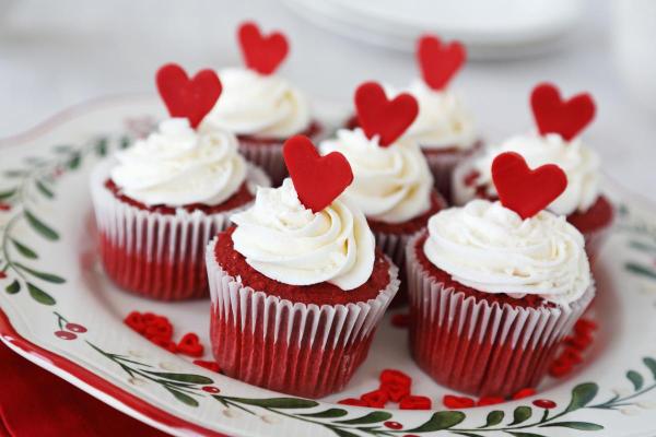 Desserts de Saint-Valentin - Cupcakes Red Velvet de la Saint-Valentin : le rouge de la passion dans chaque bouchée