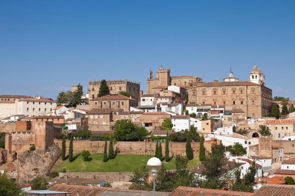 Les plus belles villes d'Espagne - Cáceres, une ville médiévale dans la modernité
