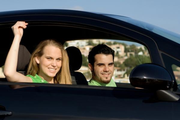 Comment enlever l'odeur de cigarette dans une voiture - Étape 2